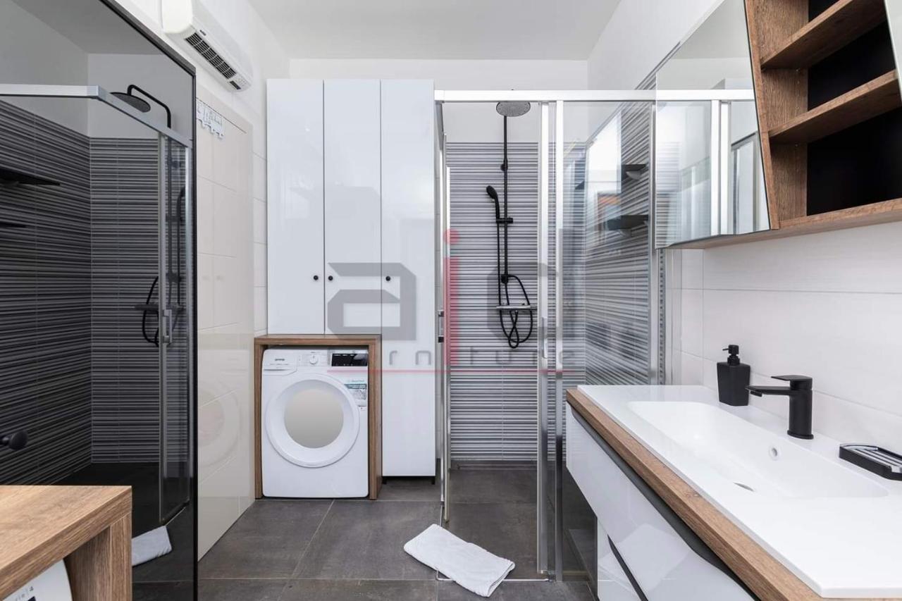 Ferienwohnung PULA PORTA AUREA&Wellness Oasis Exterior foto