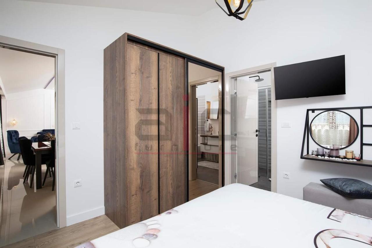 Ferienwohnung PULA PORTA AUREA&Wellness Oasis Exterior foto